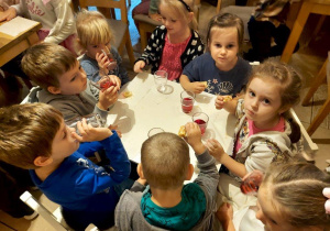 Poczęstunek dla dzieci