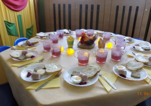 Wielkanocny stolik grupy I