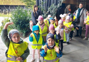 Zdjęcie grupowe przed Orientarium