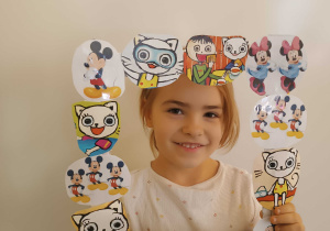 Dzieci z grupy II biorą udział w zabawach z okazji Dnia Postaci z Bajki