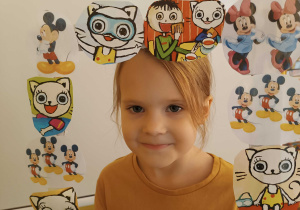 Dzieci z grupy II biorą udział w zabawach z okazji Dnia Postaci z Bajki