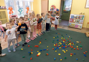 Niedźwiedzie łapy- zabawa zręcznościowa