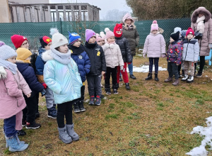 Wycieczka grupy II i III do Pasieki Edukacyjnej Gajówka