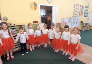 Dzieci czekają na kochanych dziadków