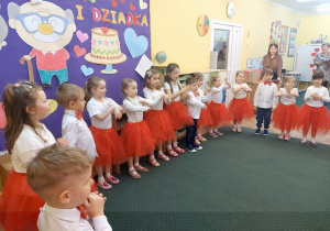 Występ dzieci- część artystyczna