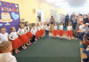 Występ dzieci- część artystyczna