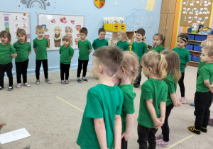 Dzieci składają życzenia