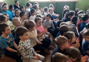 Teatrzyk "Zagubione pisanki"