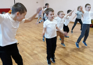 Rozgrzewka przed treningiem rugby