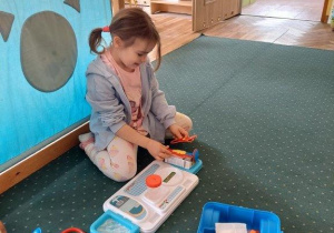 Zabawy w kąciku lekarskim