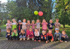 Grupa II zaczyna bal z okazji Dnia Przedszkolaka :-)